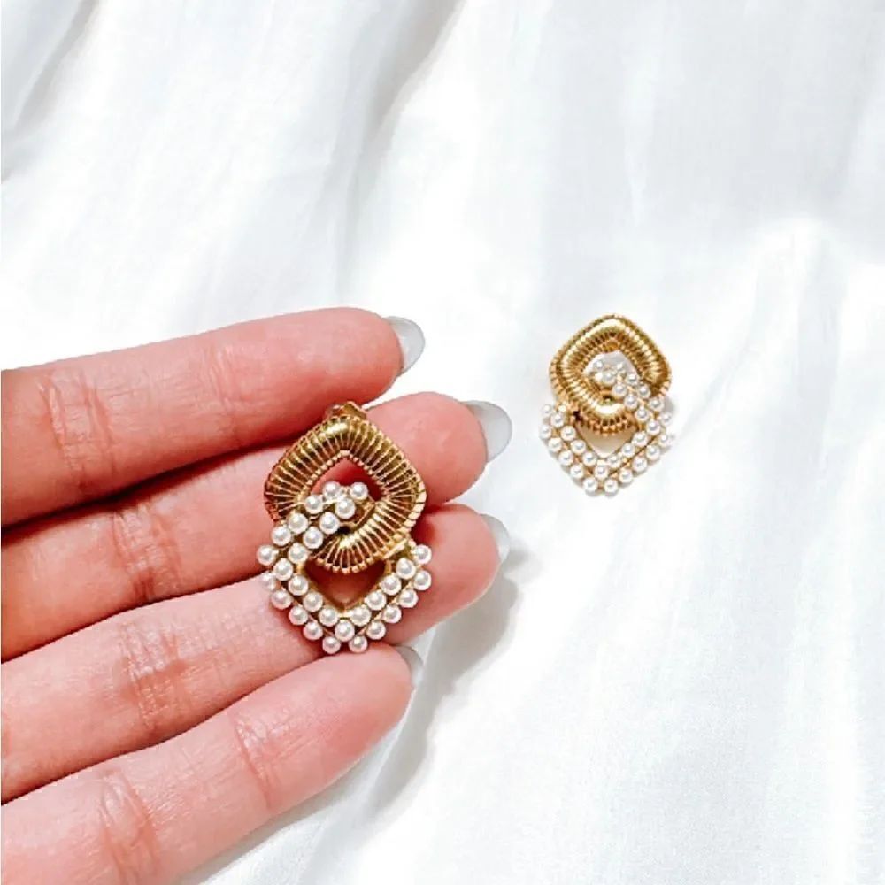 Vintage pearl earrings M403 - Picture 4 of 4